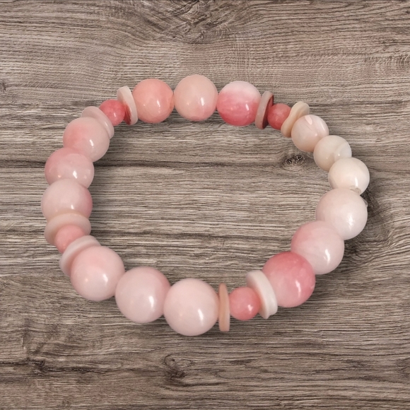 Pink Beaded Stretch Bracelet - Picture 1 of 2
